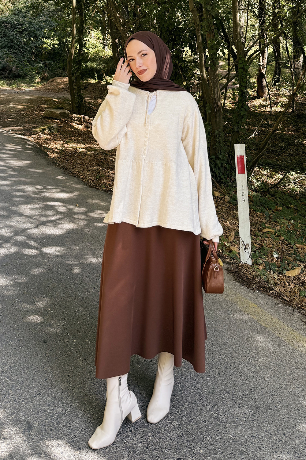 Lamelif Yaka Bağlama Detaylı Kazak Bej