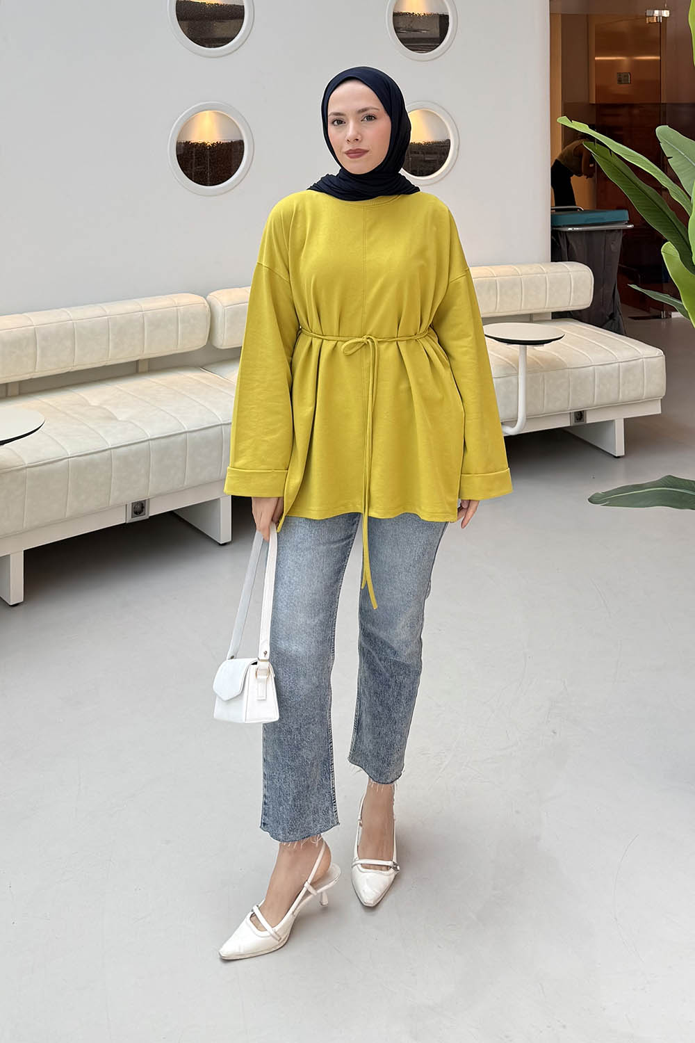 Lamelif Yırtmaç Detaylı Sweat Yağ Yeşili