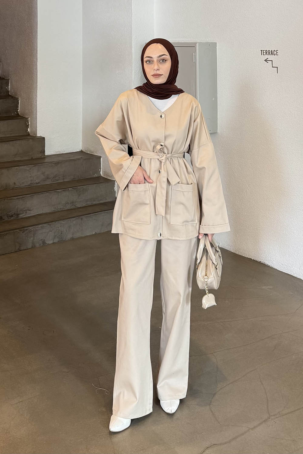 Lamelif Kuşaklı Gabardin Takım Bej