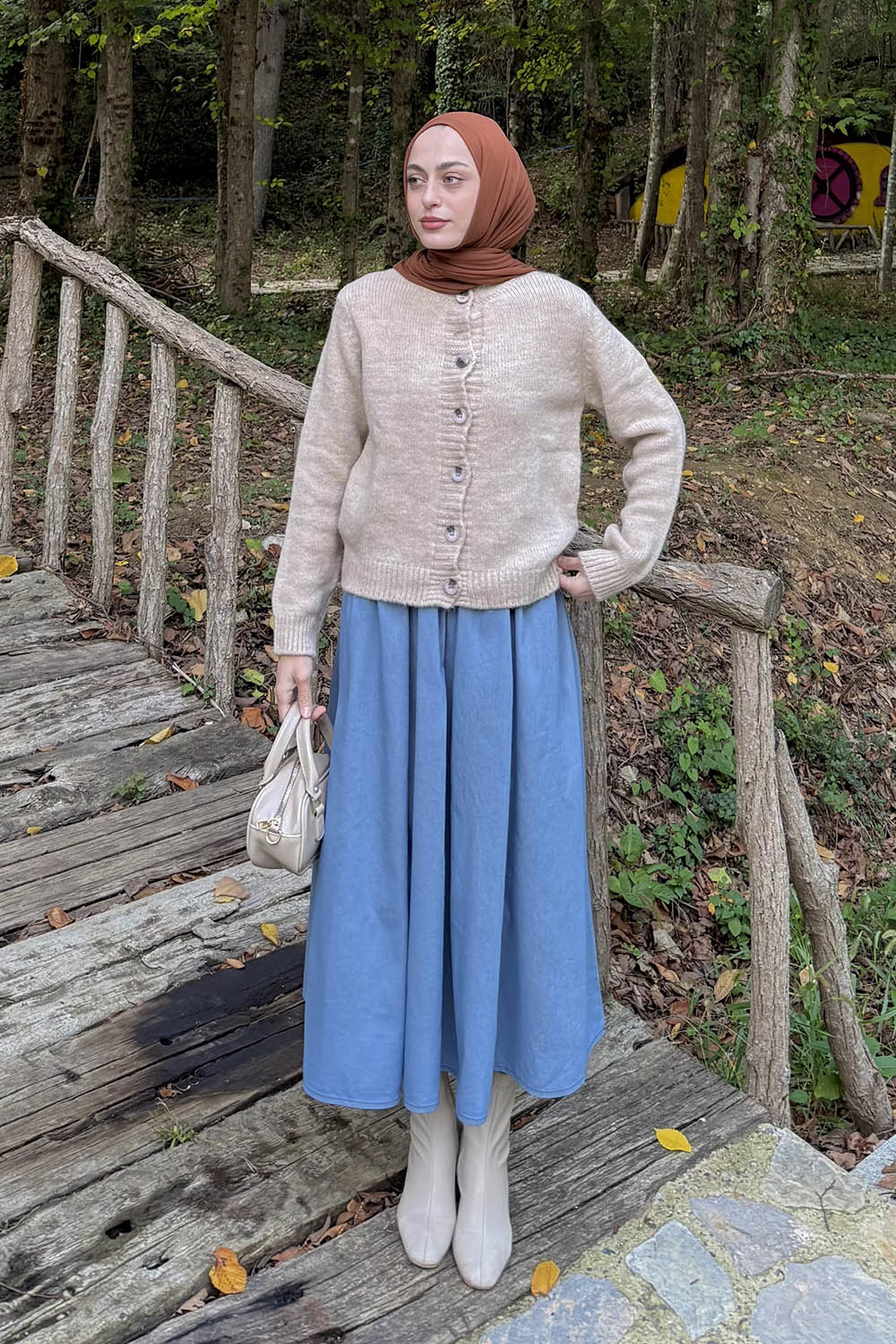 Lamelif Bisiklet Yaka Kısa Hırka Bej