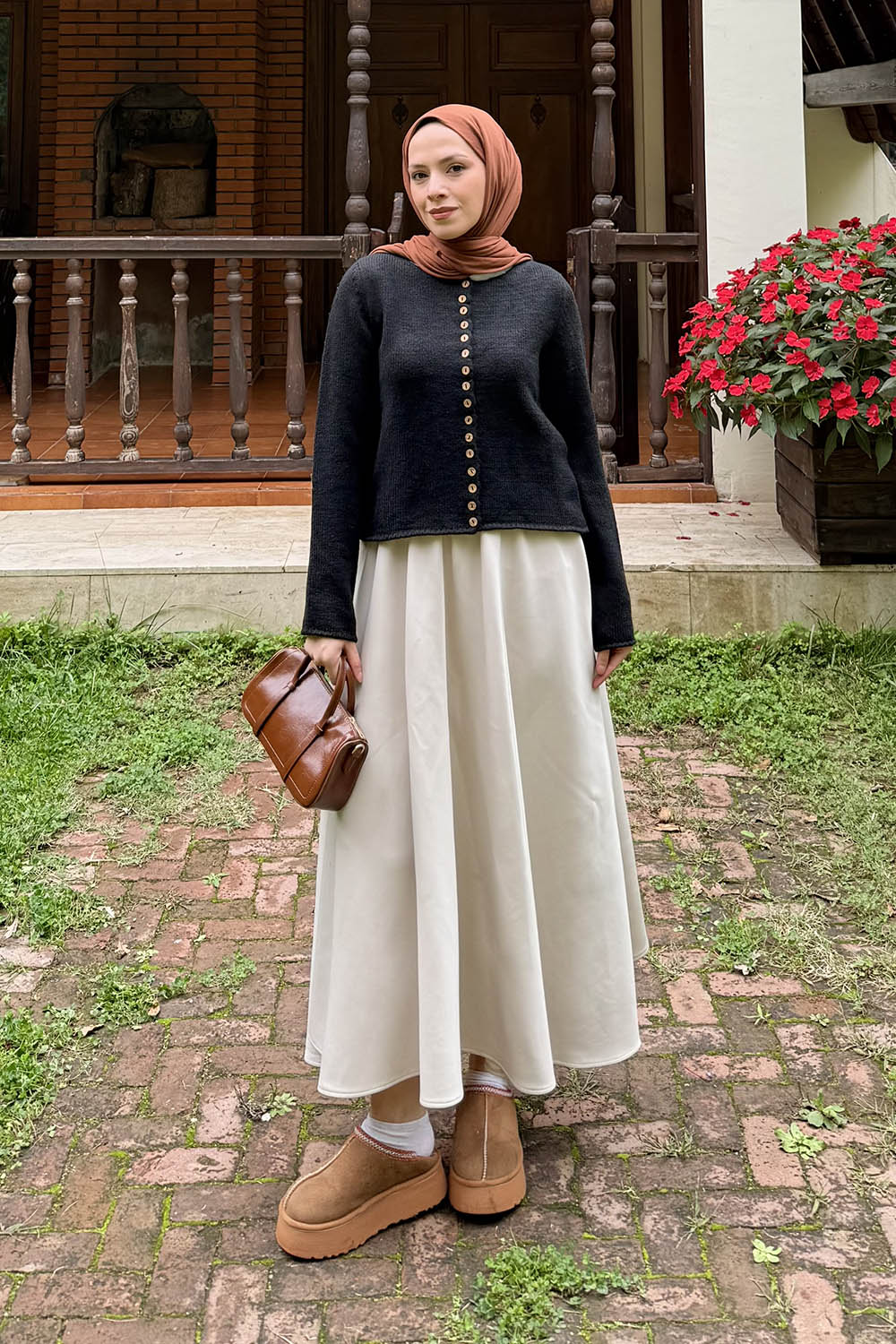 Lamelif Düğme Detaylı Hırka Siyah