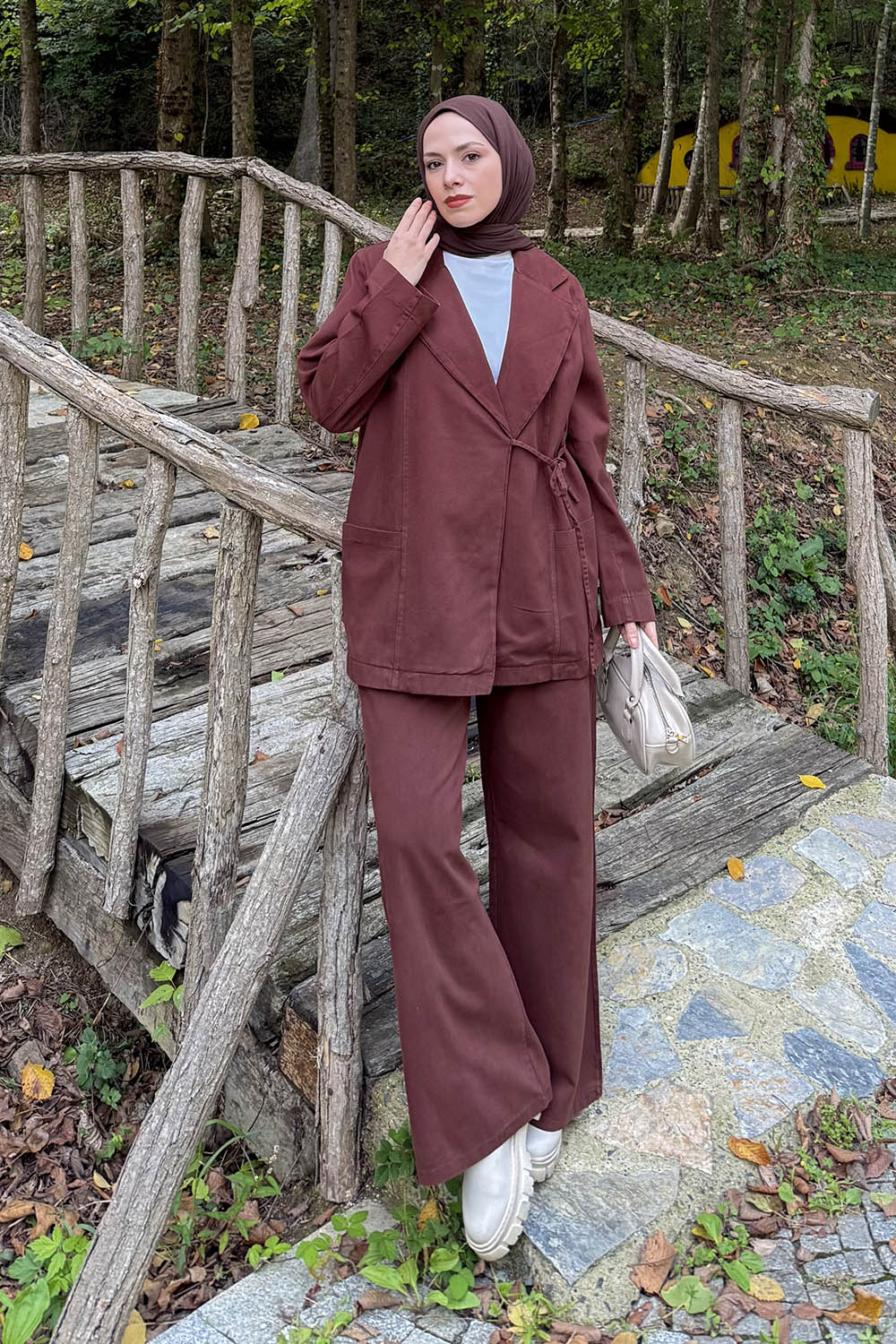 Lamelif Yan Bağlama Detaylı Pantolonlu Takım Kahverengi