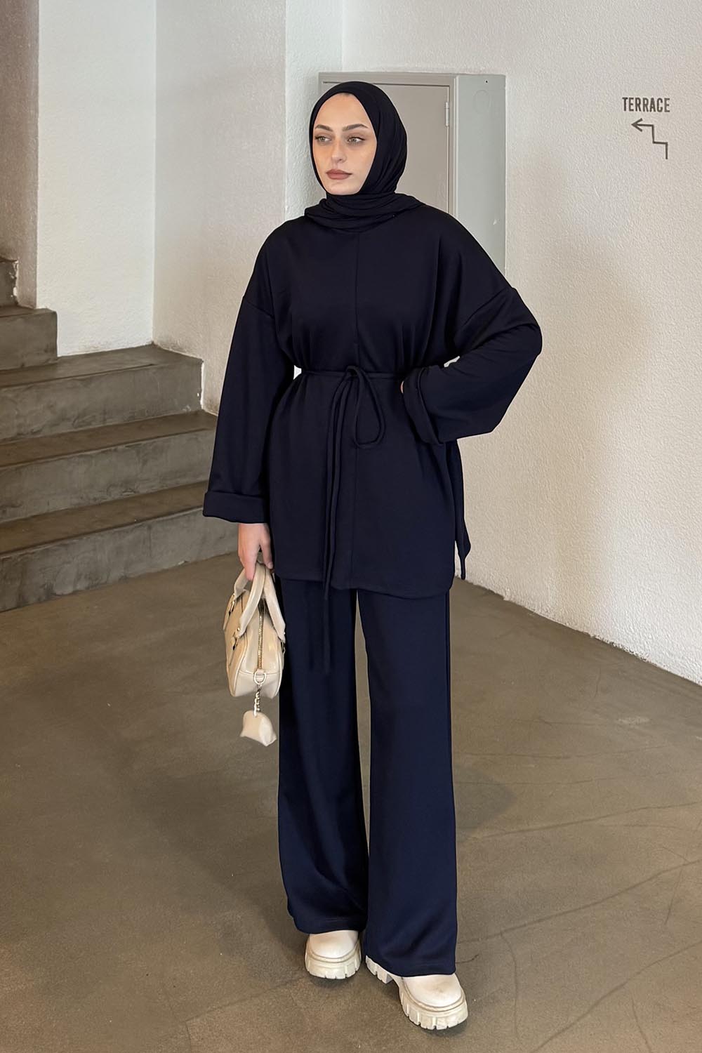 Lamelif Bağlama Detaylı Oysho Takım Lacivert
