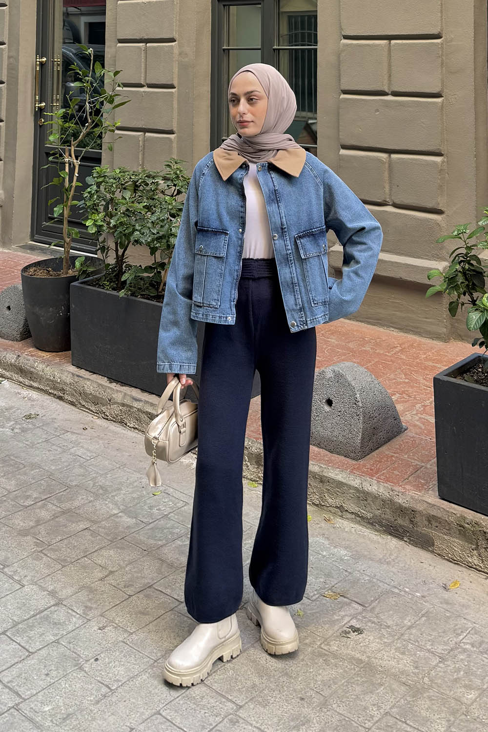 Lamelif Çıtçıtlı Vizonrengi Gömlek Yaka Detaylı Denim Ceket Kot Mavisi