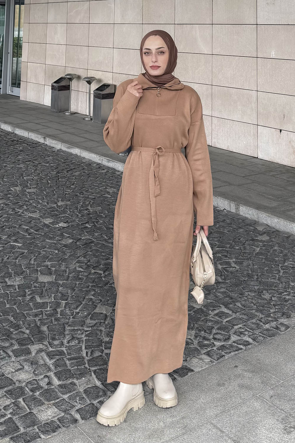 Lamelif Fermuar Detaylı Triko Elbise Camel