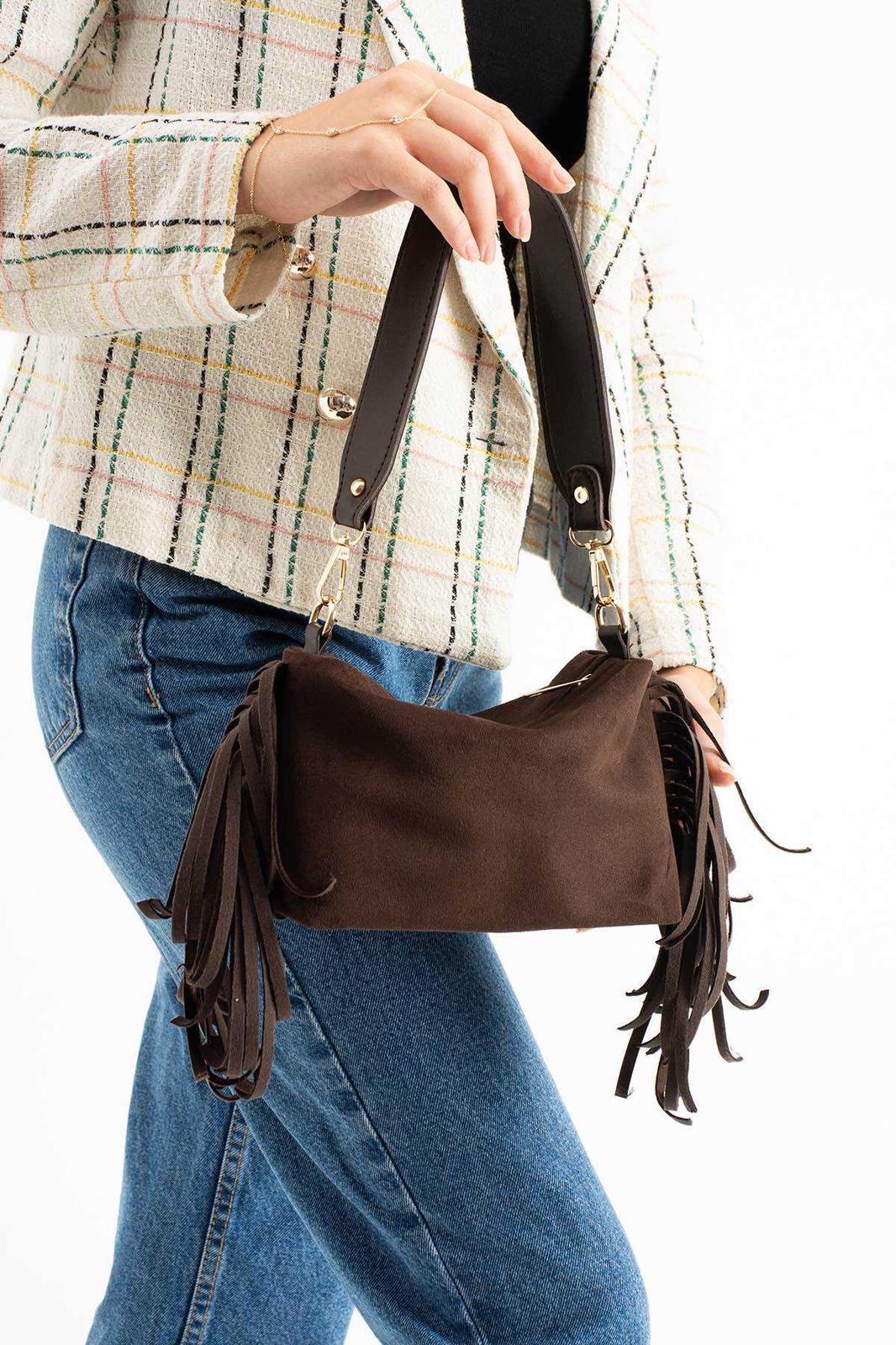 Lamelif Süet Püsküllü Kadın Omuz Çantası Acı Kahve