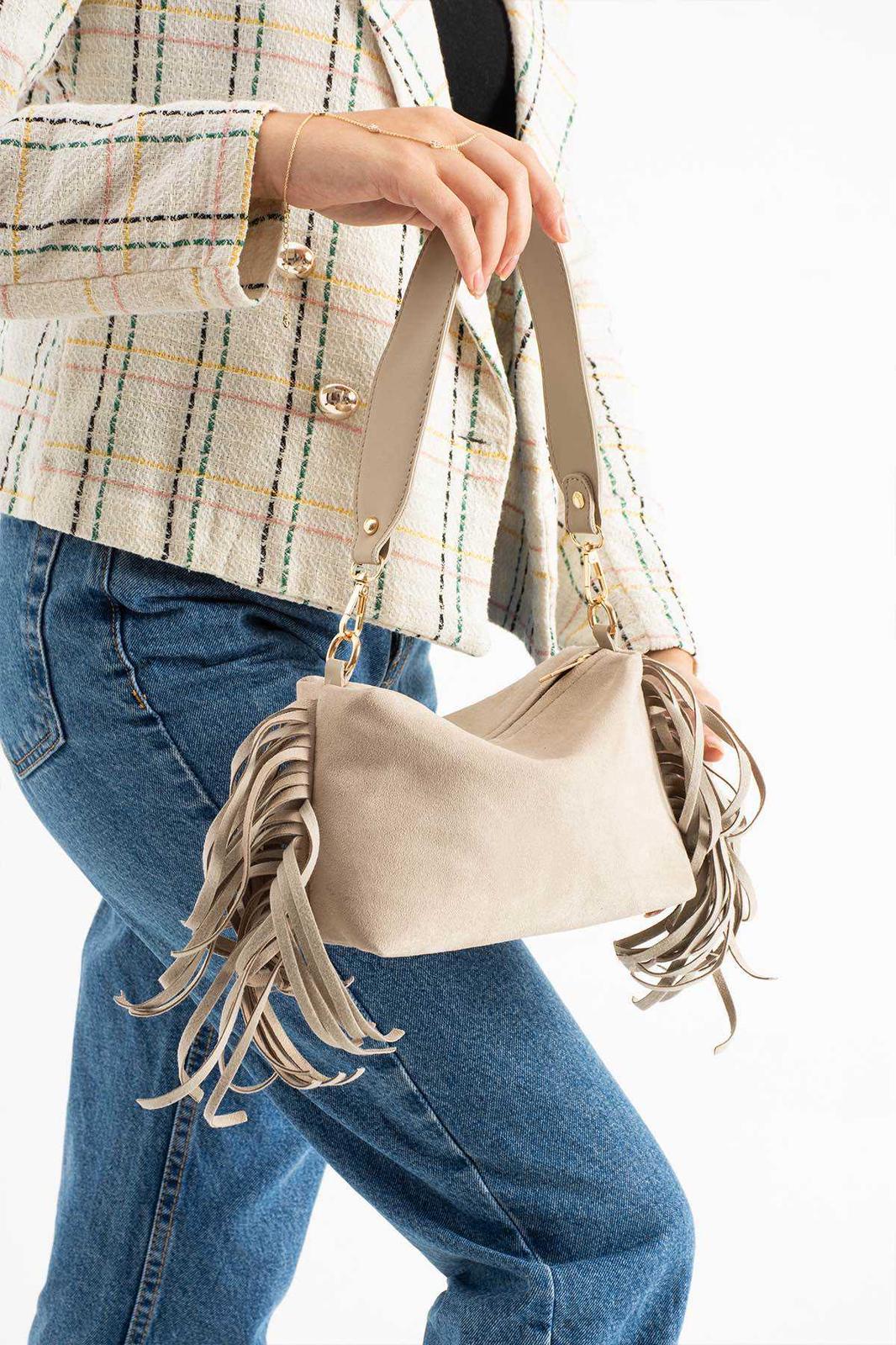 Lamelif Süet Püsküllü Kadın Omuz Çantası Vizonrengi