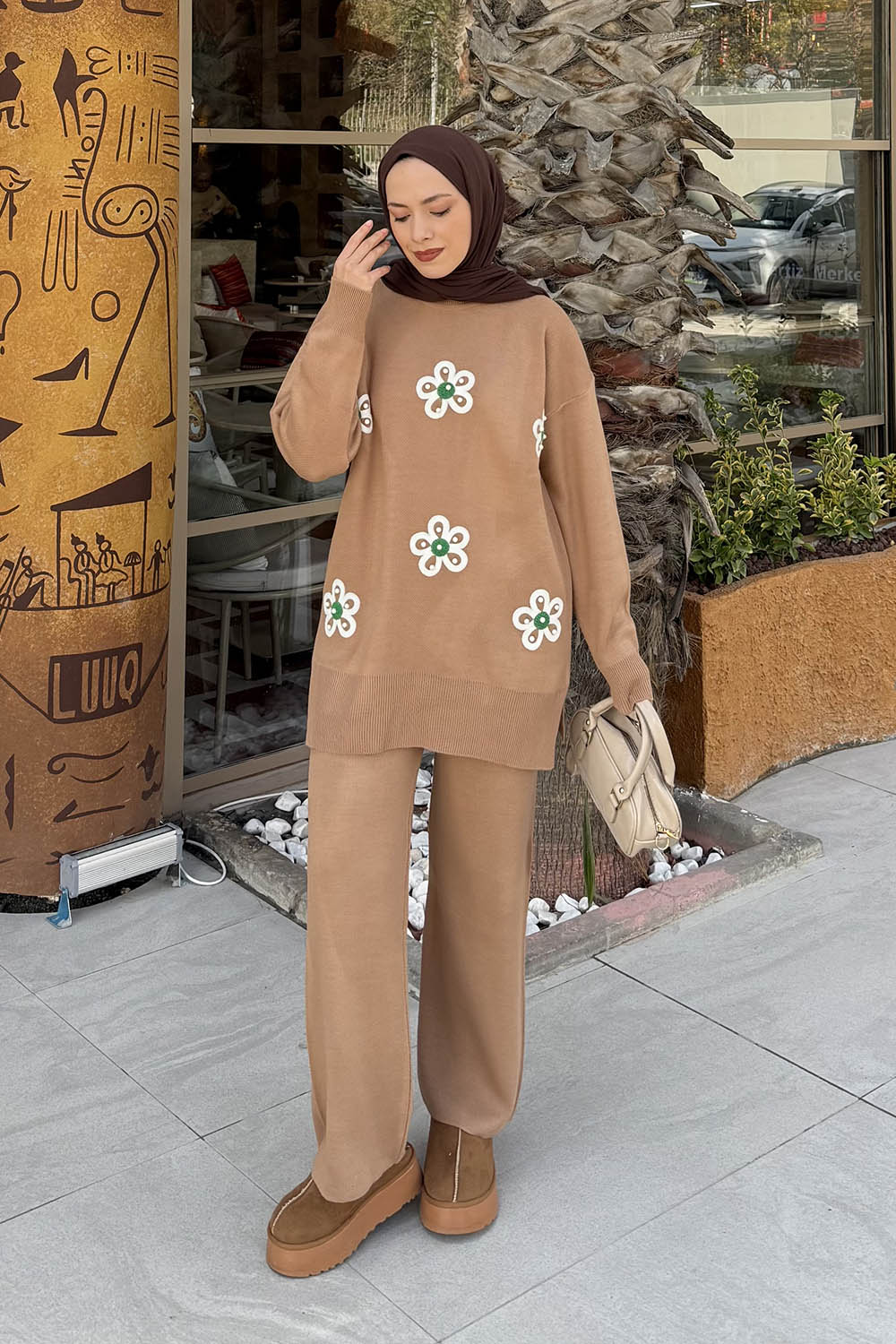 Lamelif İnci Detaylı Triko Takım Camel