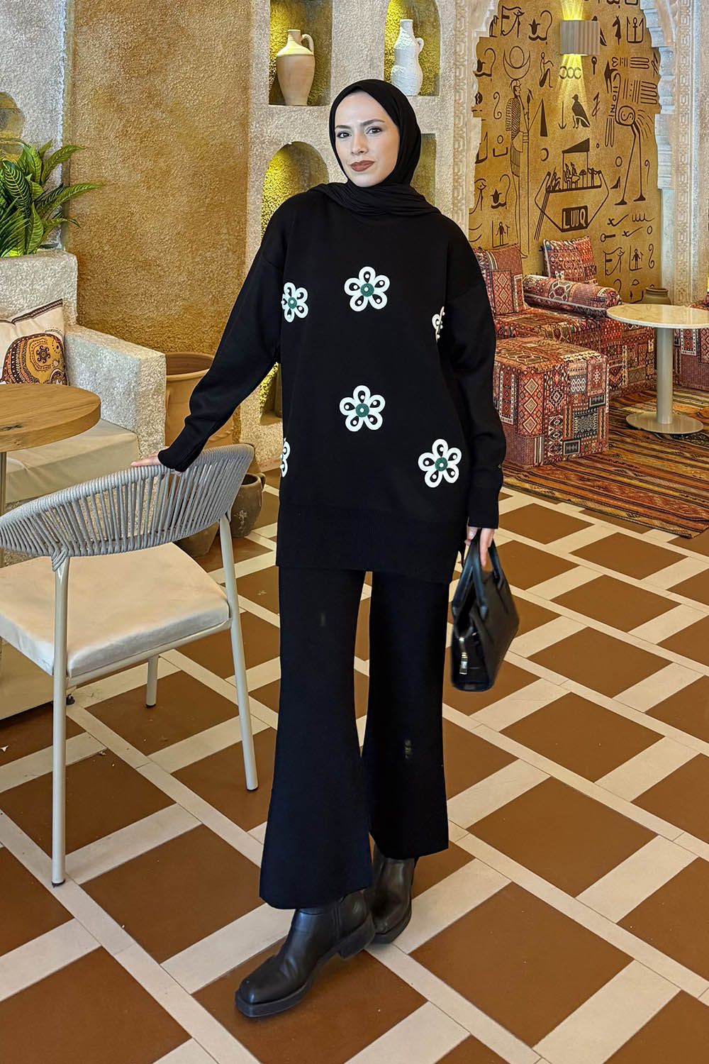 Lamelif İnci Detaylı Triko Takım Siyah