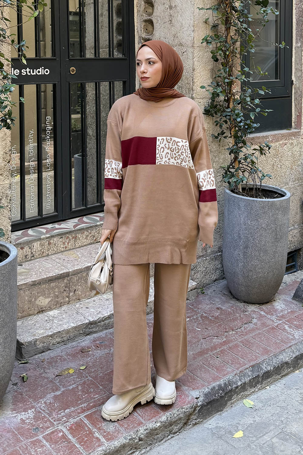 Lamelif Desenli Triko Takım Camel