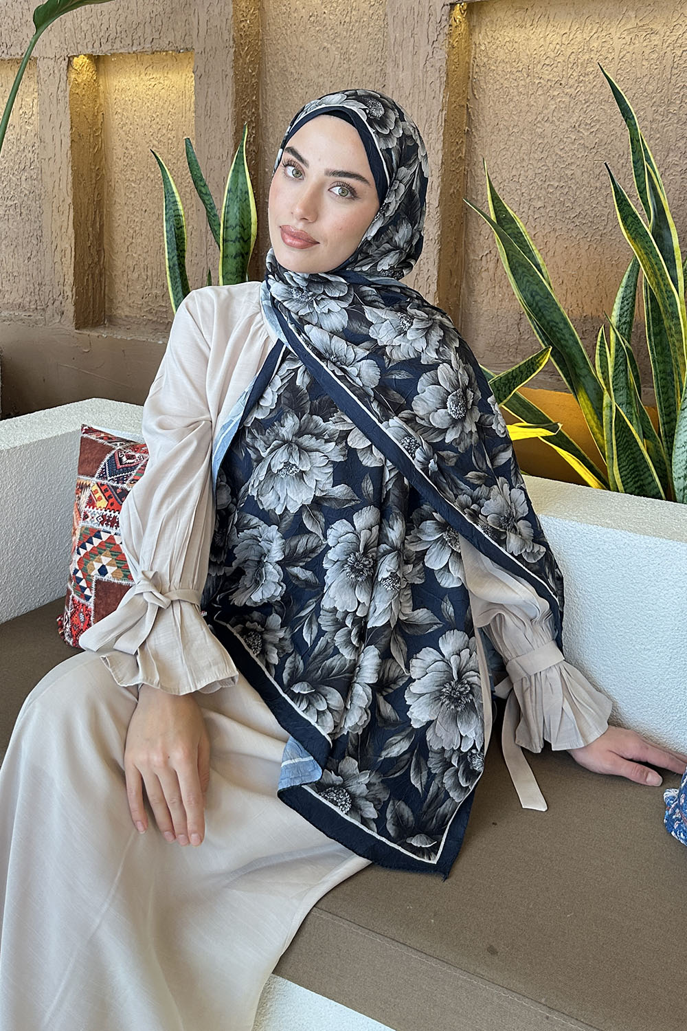 Lamelif Lotus Desen Bambu Şal Lacivert