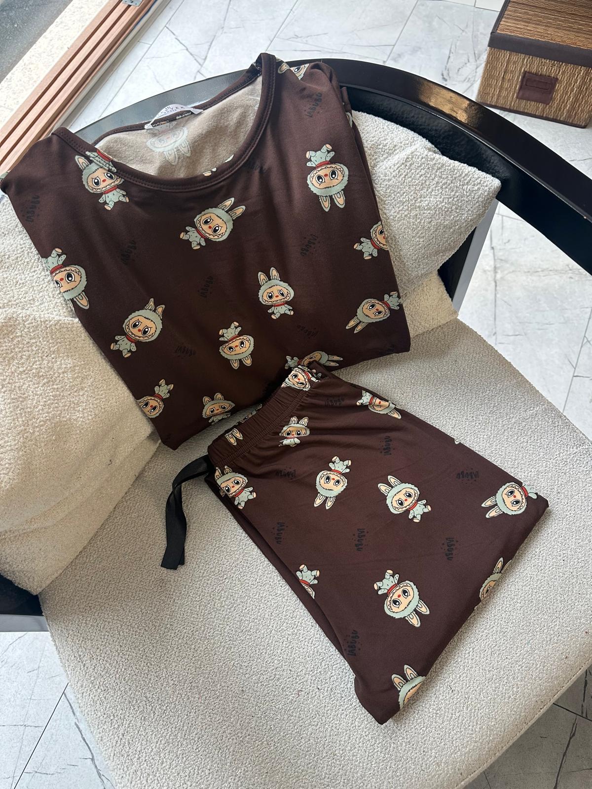 Lamelif  Labubu Desenli Pijama Takımı Kahve