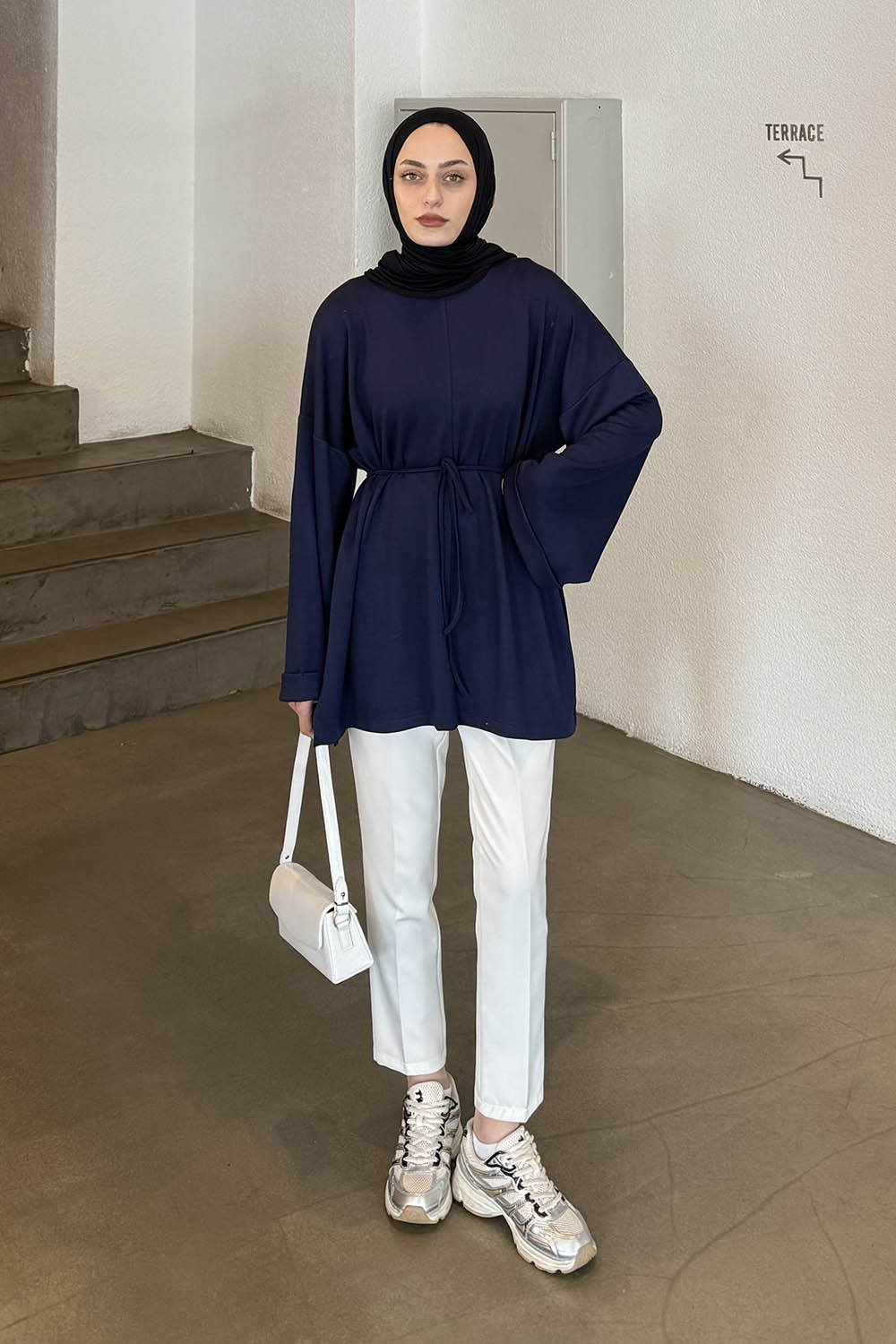 Lamelif Bağlama Detaylı Oysho Sweat Lacivert