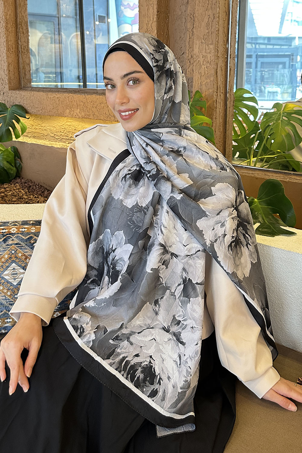 Lamelif Flower Desen Bambu Şal Siyah