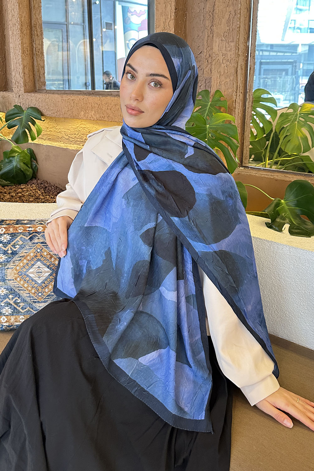 Lamelif Yaprak Desen Bambu Şal Lacivert