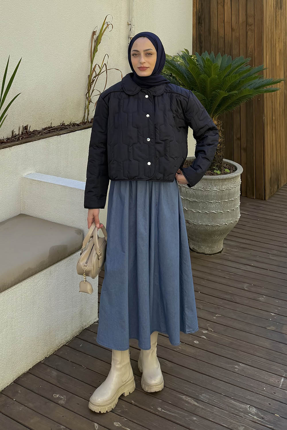 Lamelif Biyeli Kapitone Mont  Lacivert