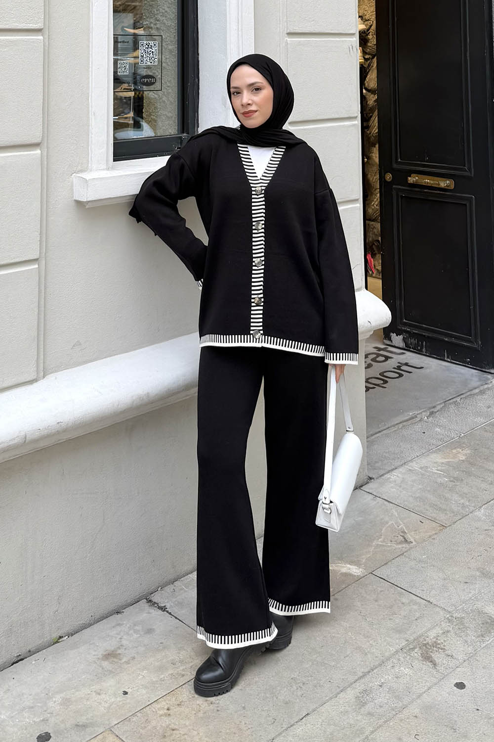 Lamelif Çizgili Triko Takım Siyah