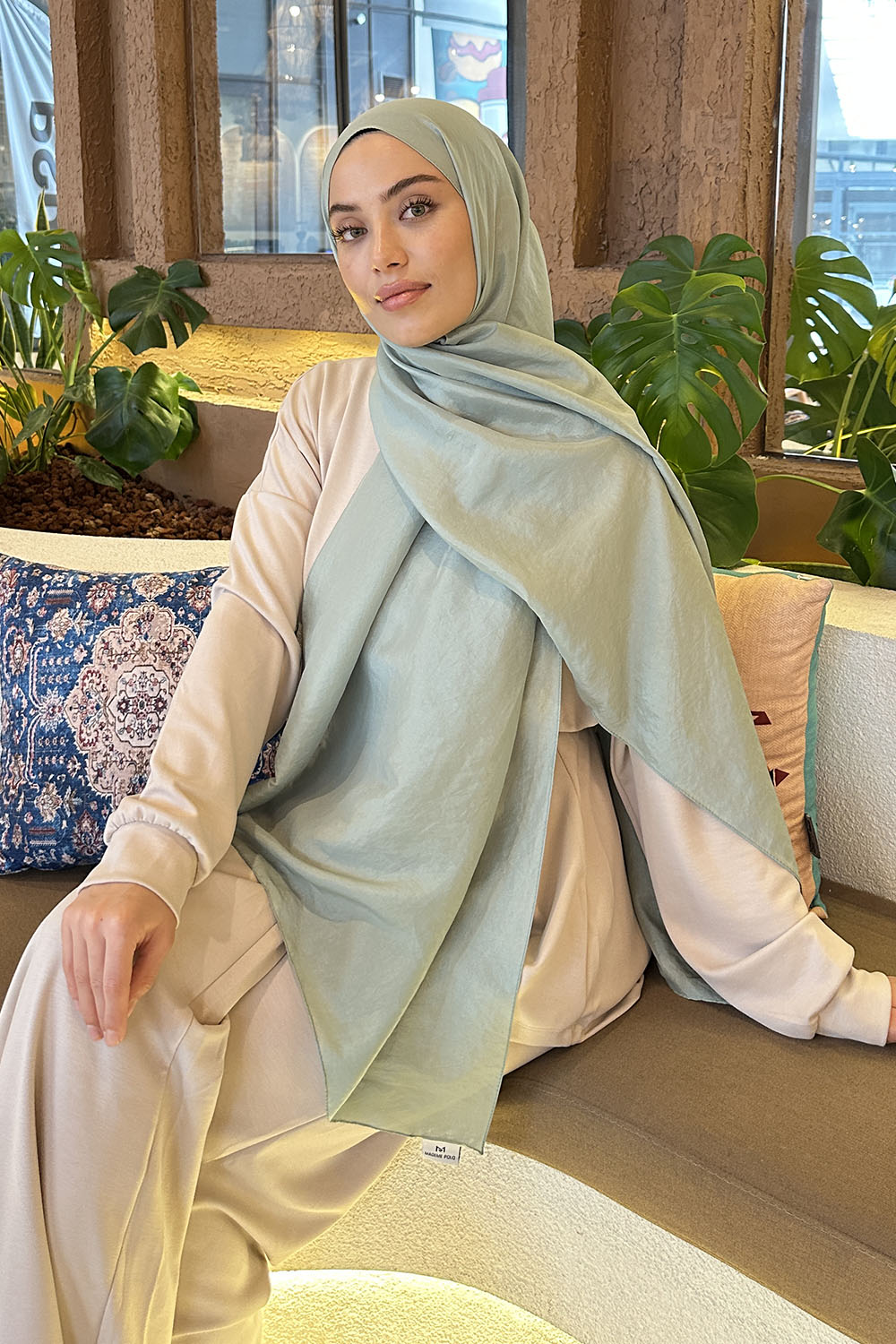 Plum Green Viscose Fabric Straight Shawl