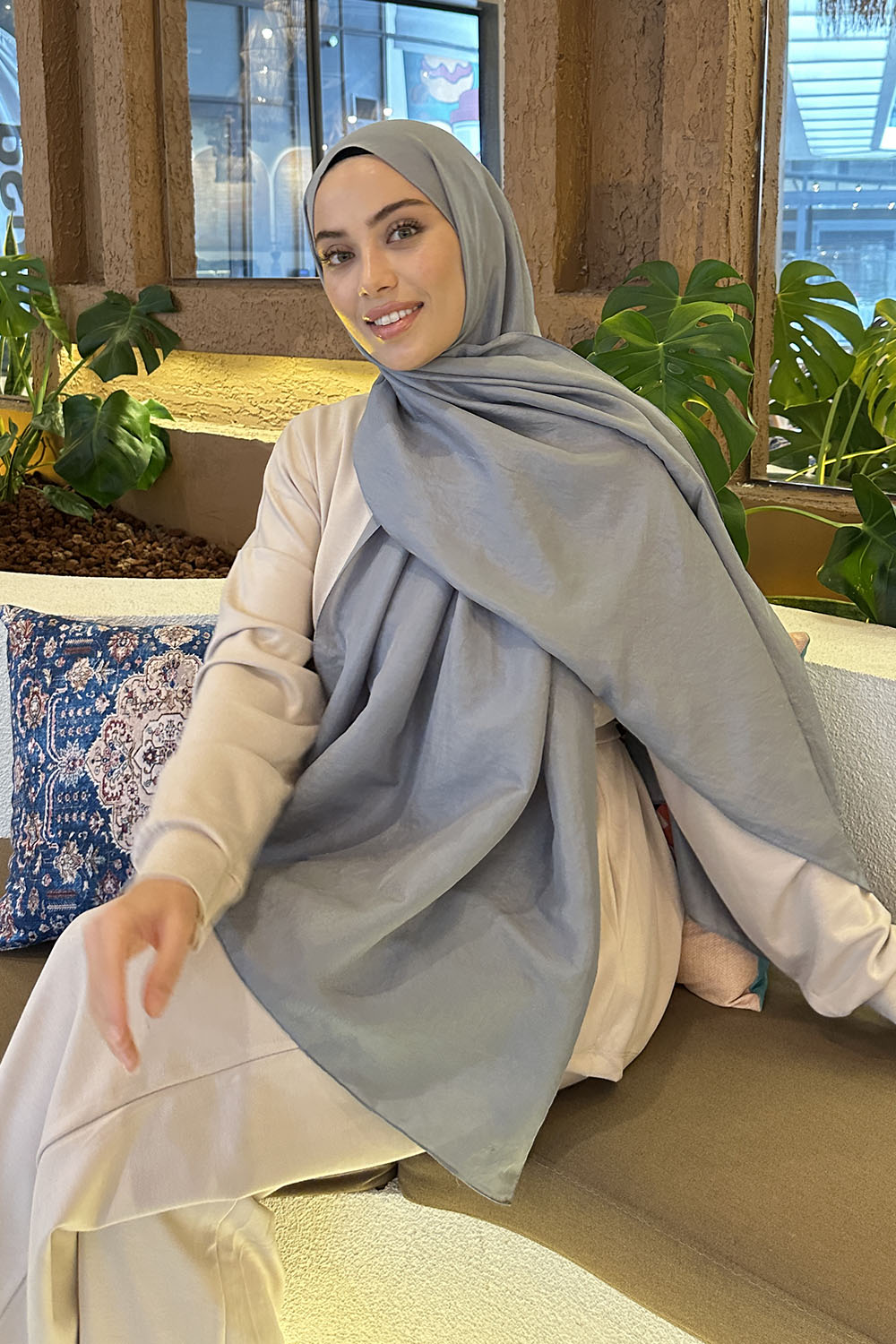 Lamelif Brisa Vual Şal Gri