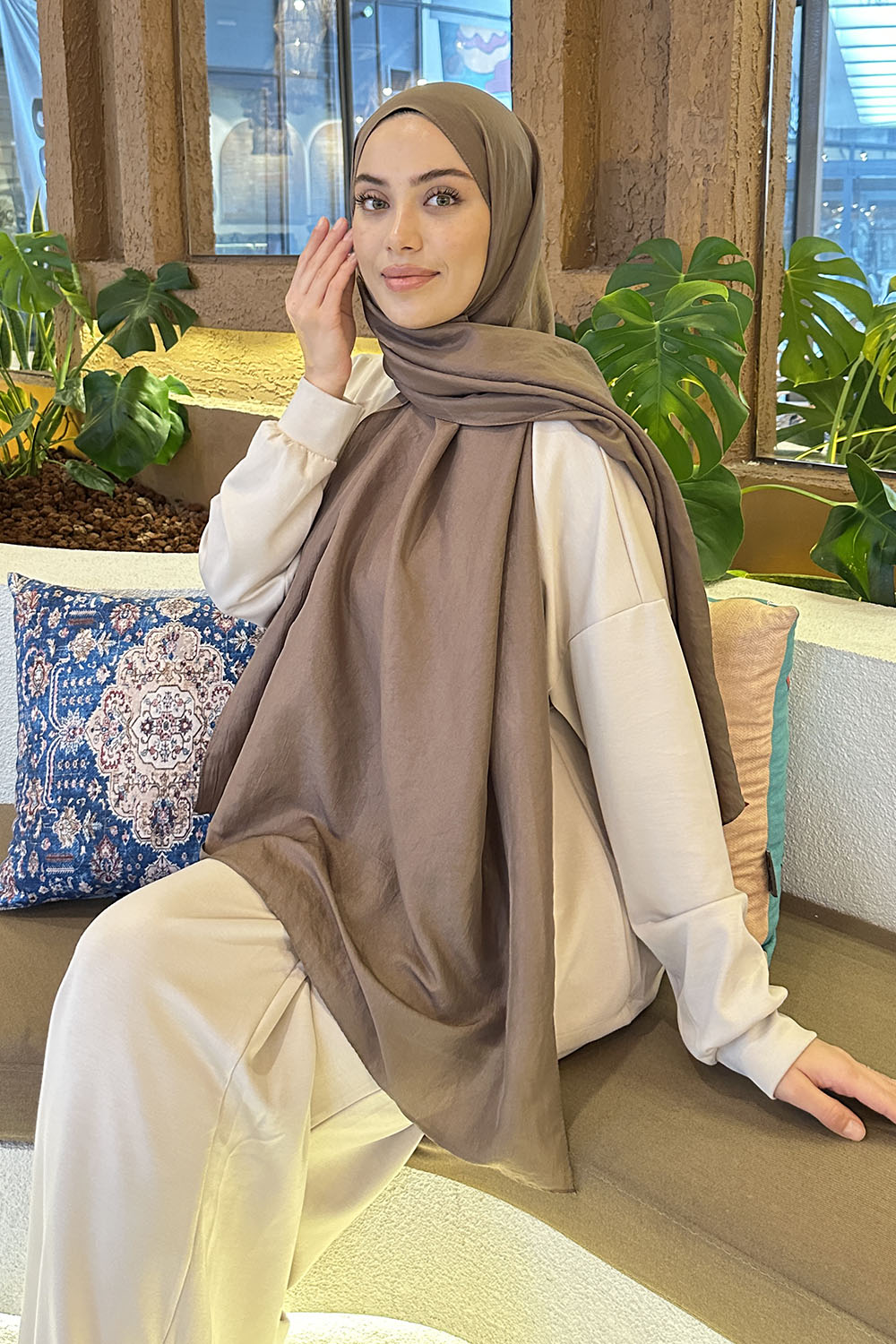 Lamelif Brisa Vual Şal Kahverengi