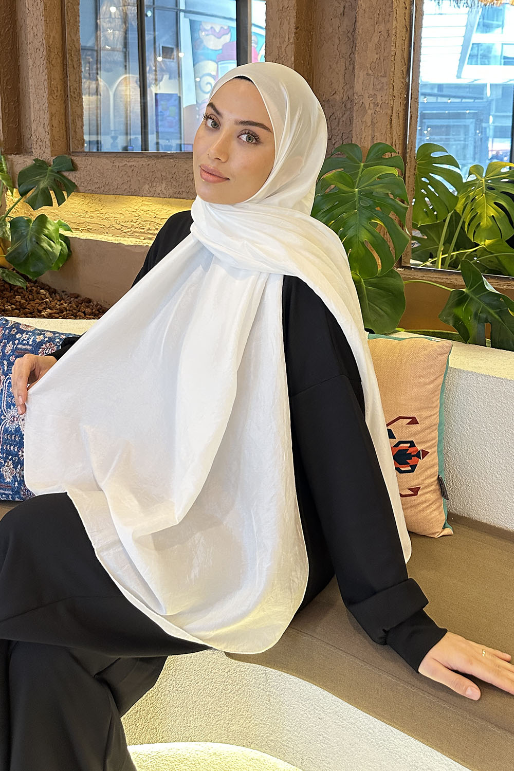 Lamelif Brisa Vual Şal Kırık Beyaz