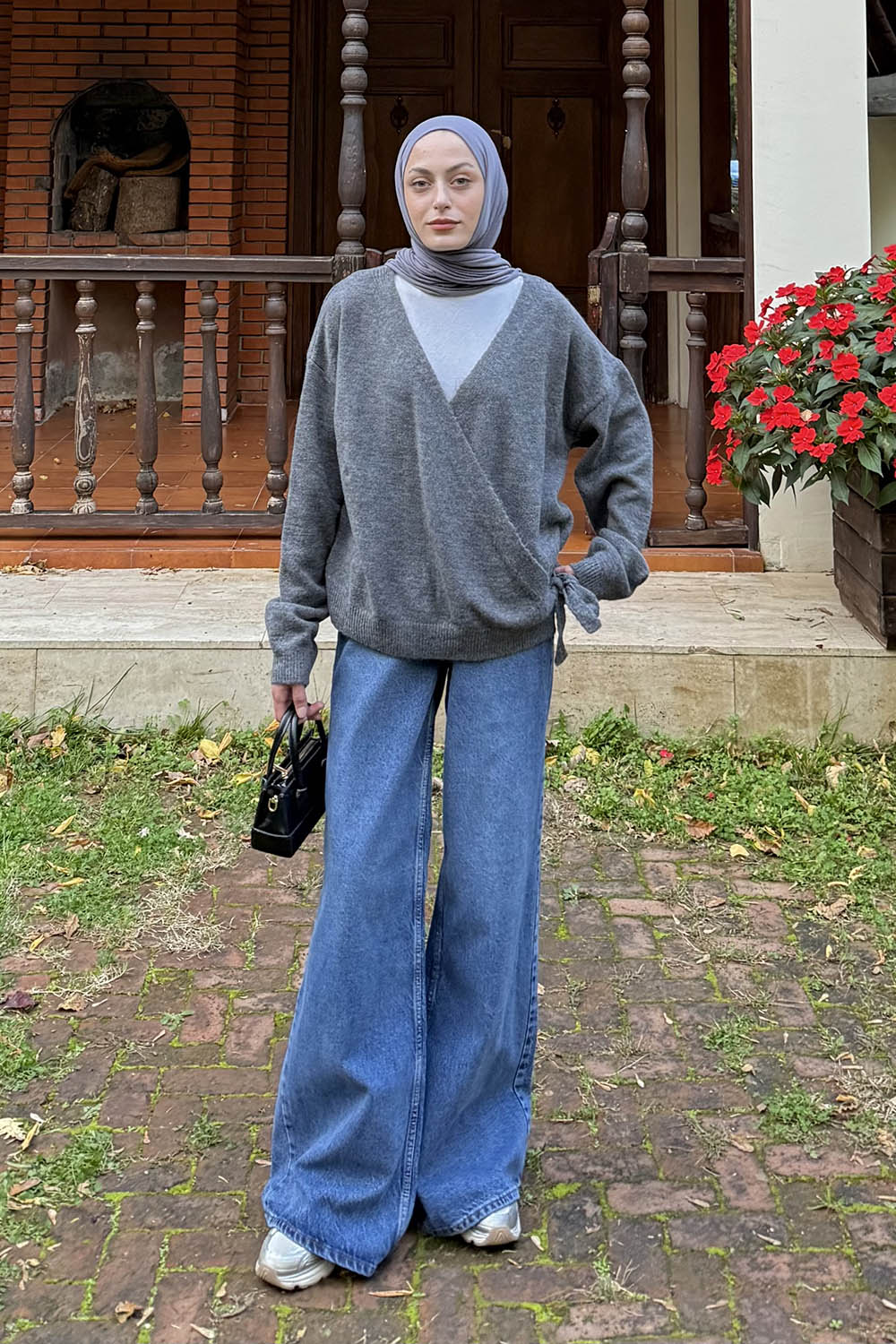 Lamelif Fiyonklu Triko Hırka Antrasit