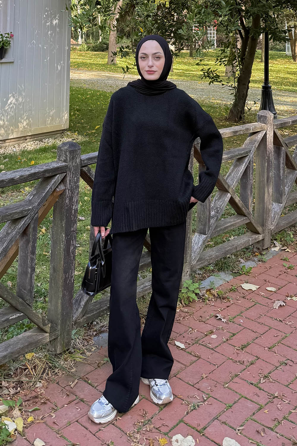 Lamelif Yumoş Kazak Siyah