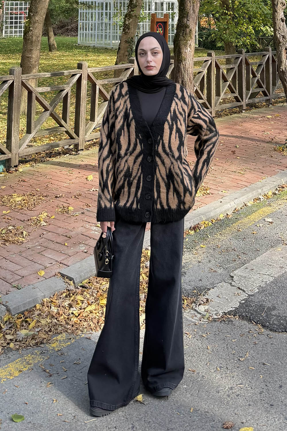 Lamelif Zebra Desen Hırka Siyah