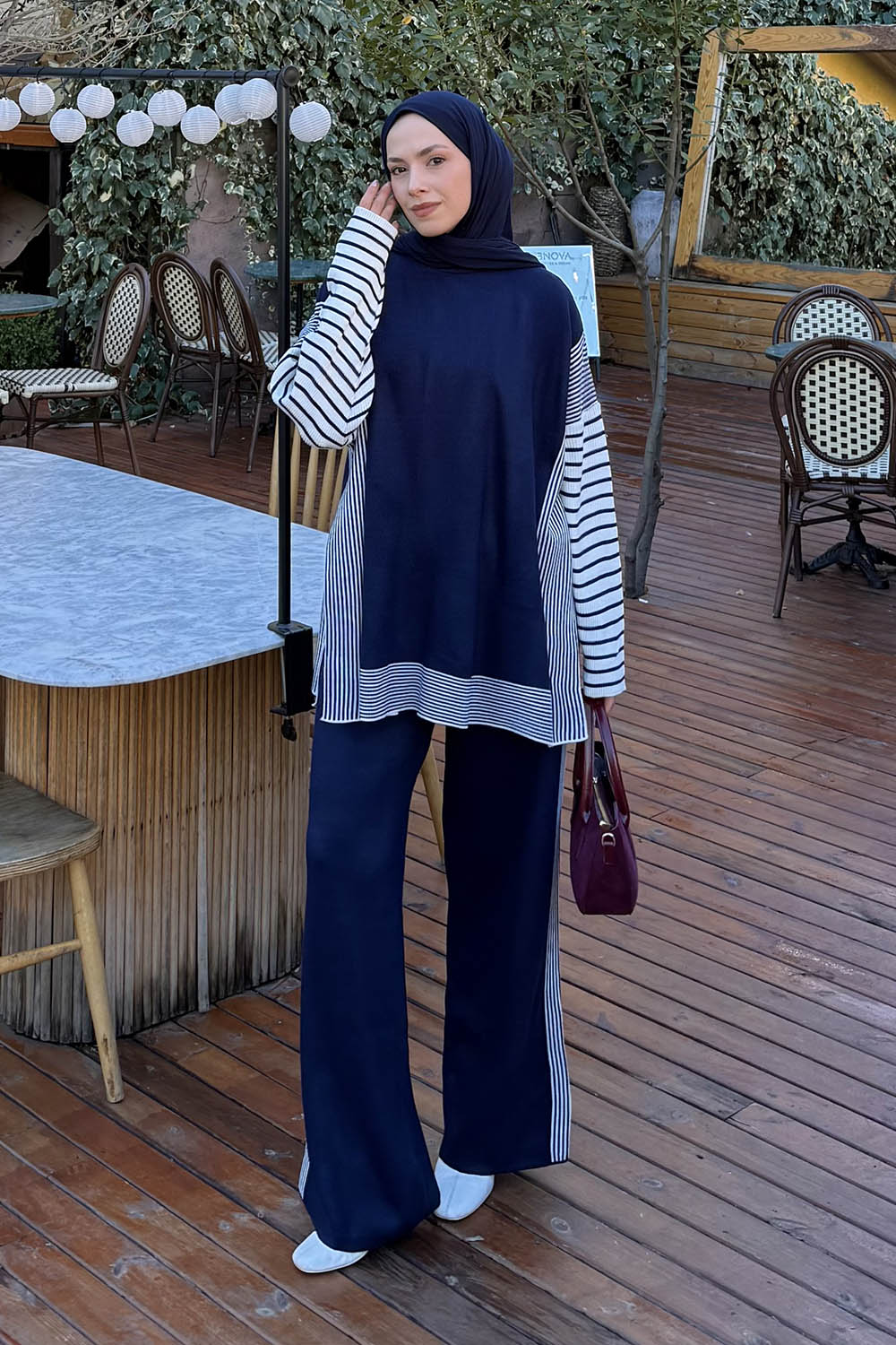 Lamelif Yan Çizgili Panço Tesettür Takım Lacivert