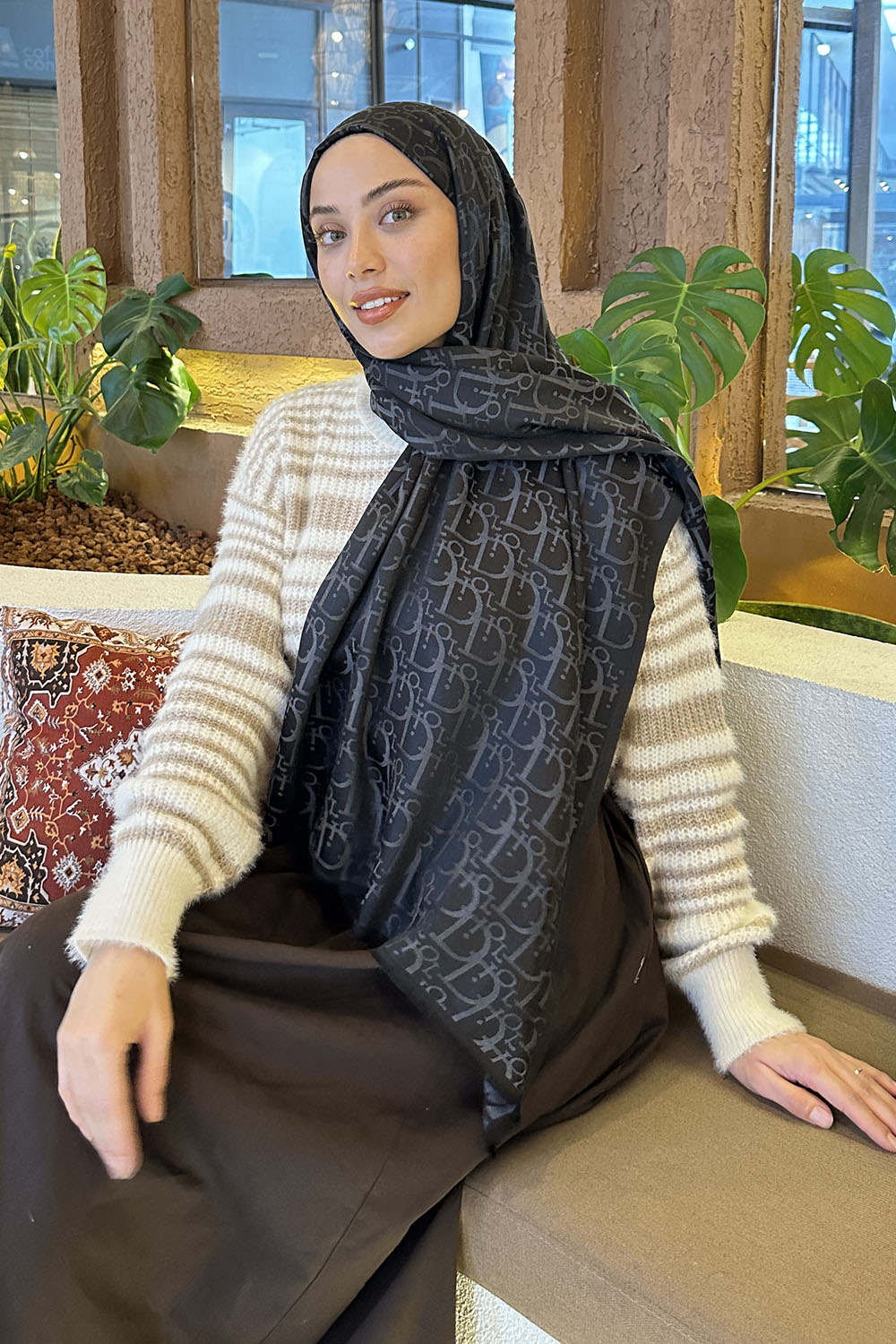 Lamelif Dior Desen Kaşmir Çift Taraflı Şal Antrasit