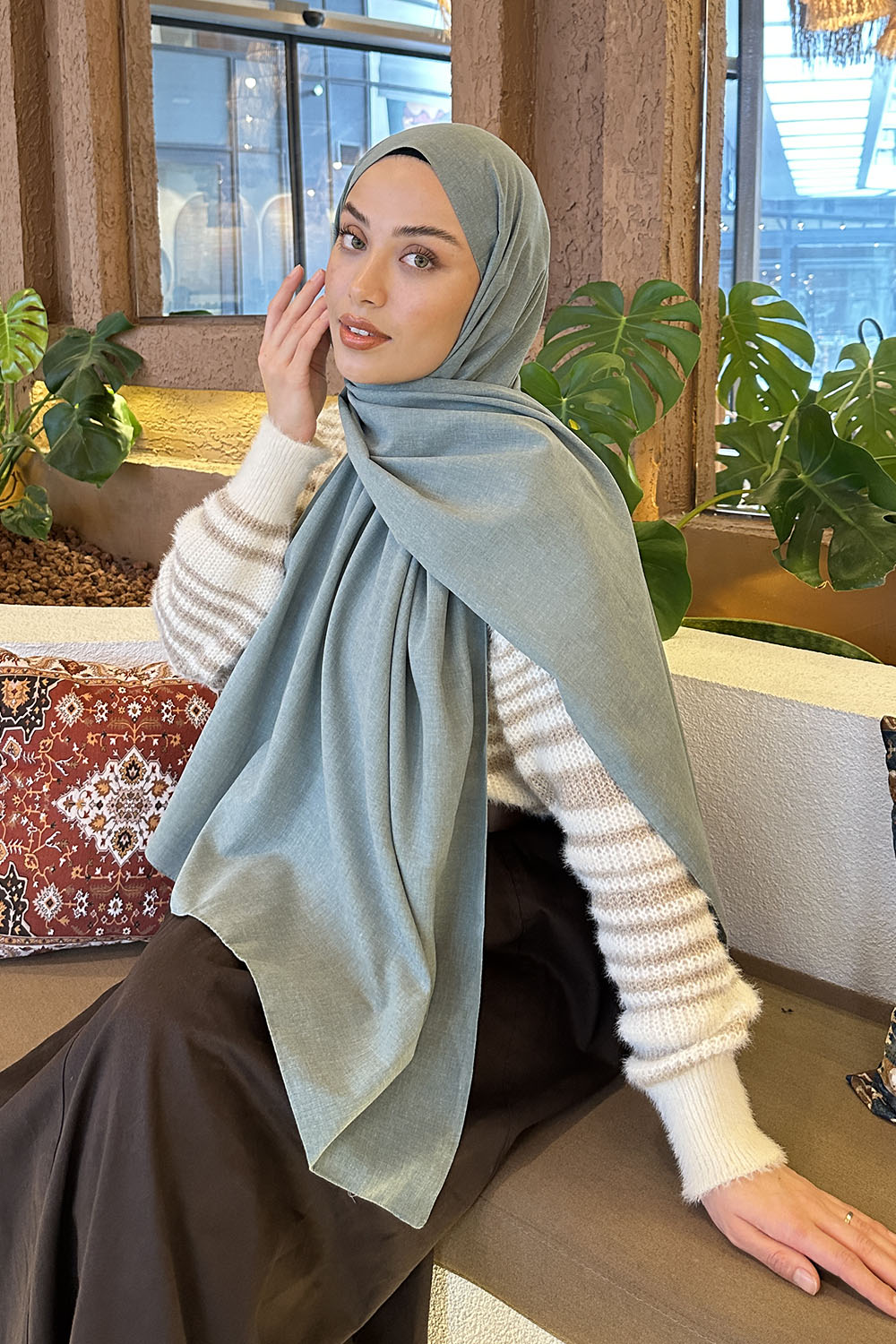 Plum Green Linen Straight Shawl