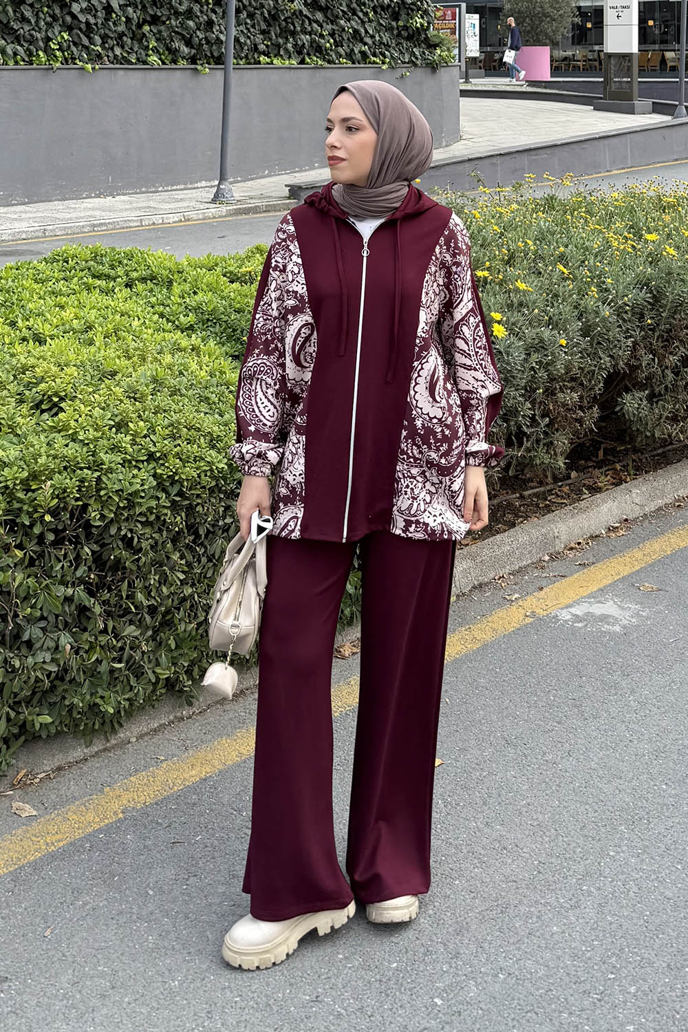 Lamelif Desenli İkili Takım Bordo