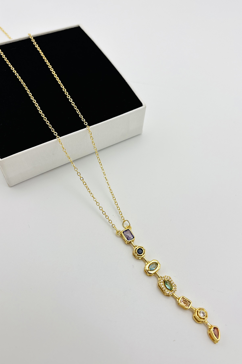 Lamelif Gold Çokrenkli Minimalist Kristal Taşlı Y Kolye