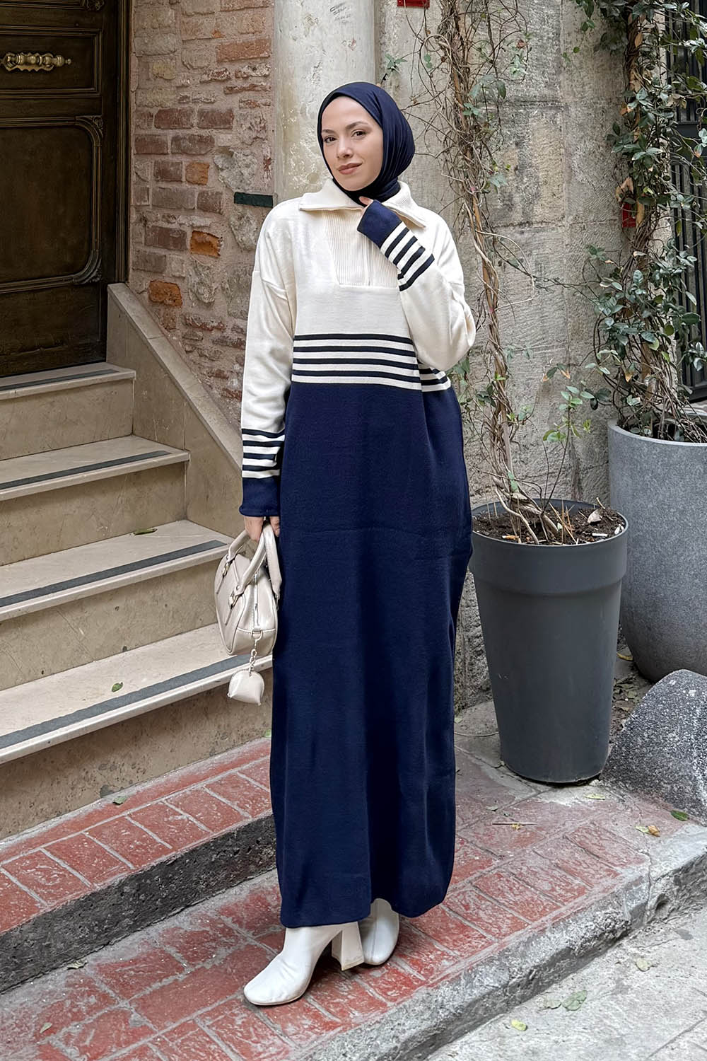 Lamelif Boğazlı Çizgi Detaylı Triko Elbise Lacivert