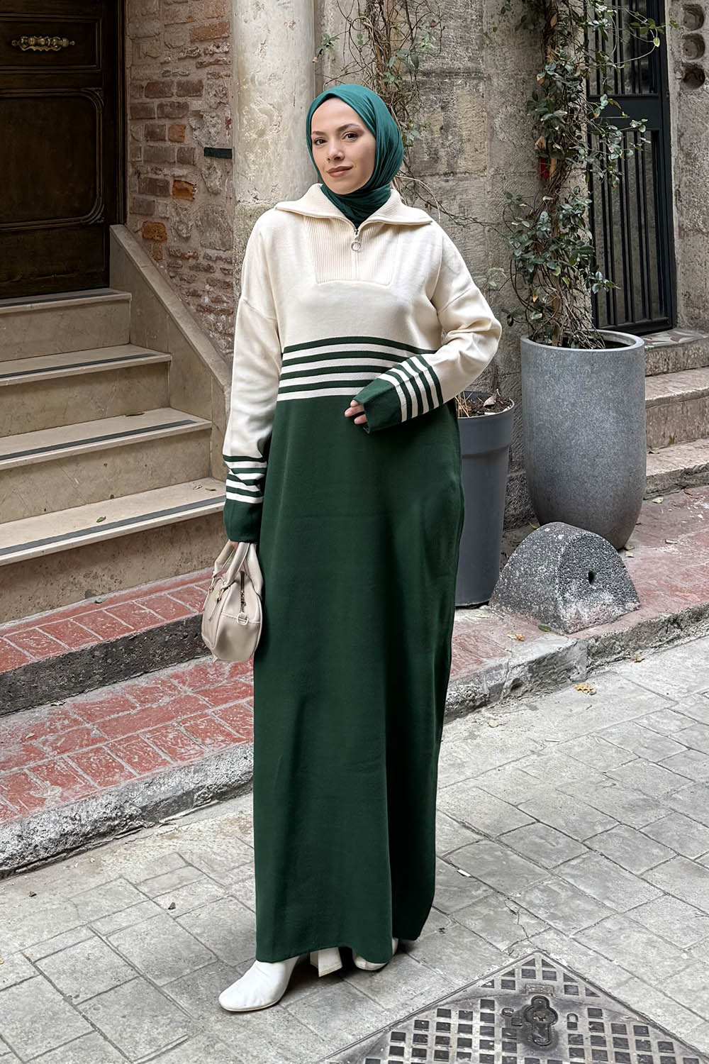 Lamelif Boğazlı Çizgi Detaylı Triko Elbise Zümrüt Yeşili