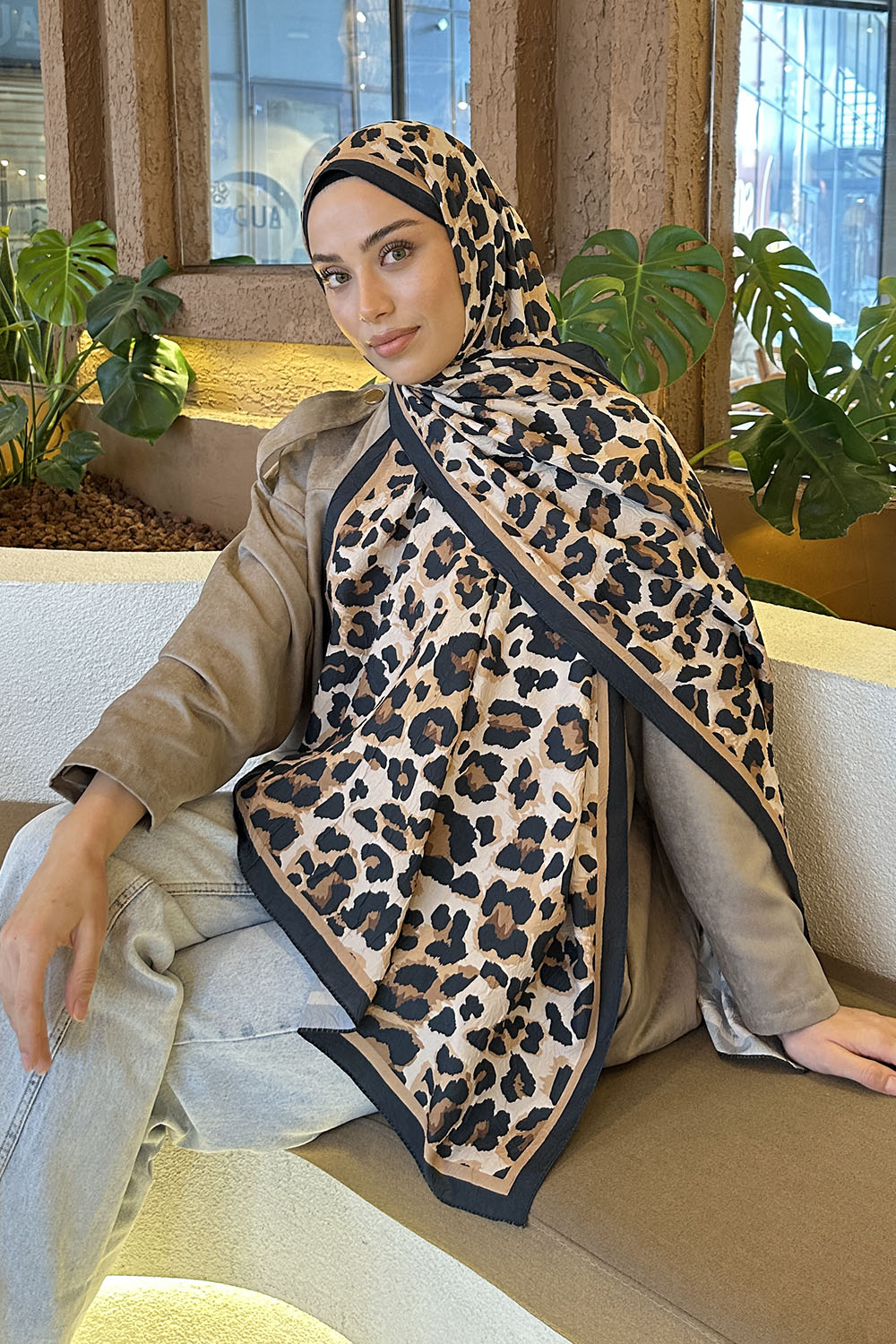 Lamelif Leopar Desen Bambu Şal Siyah Camel