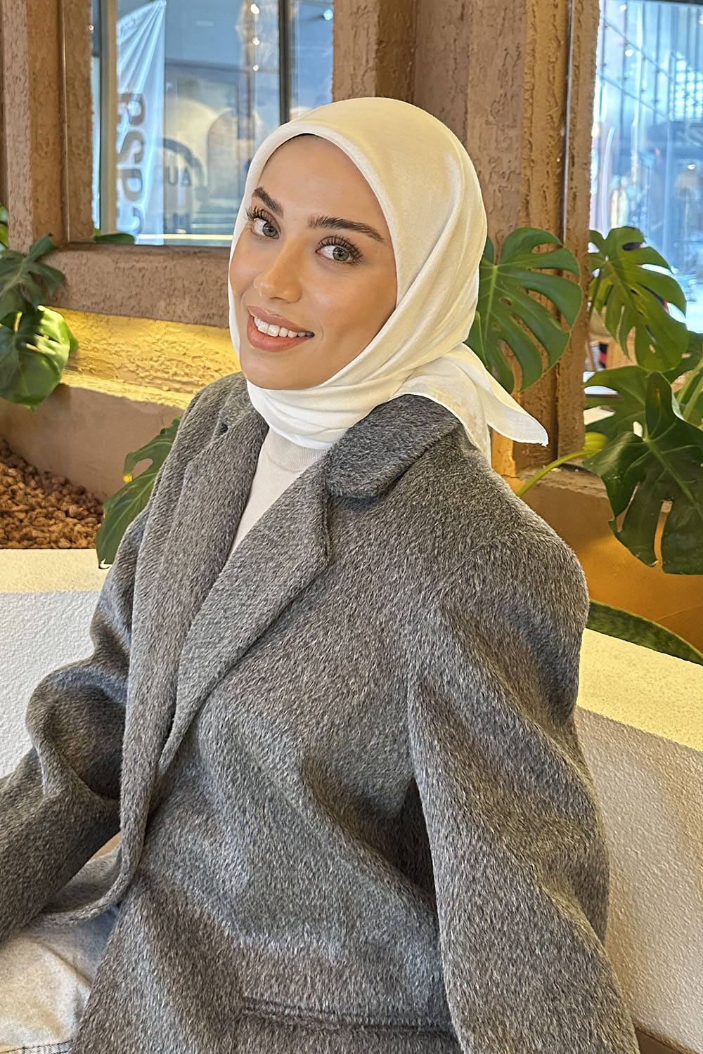 Lamelif Star Eşarp Kırık Beyaz