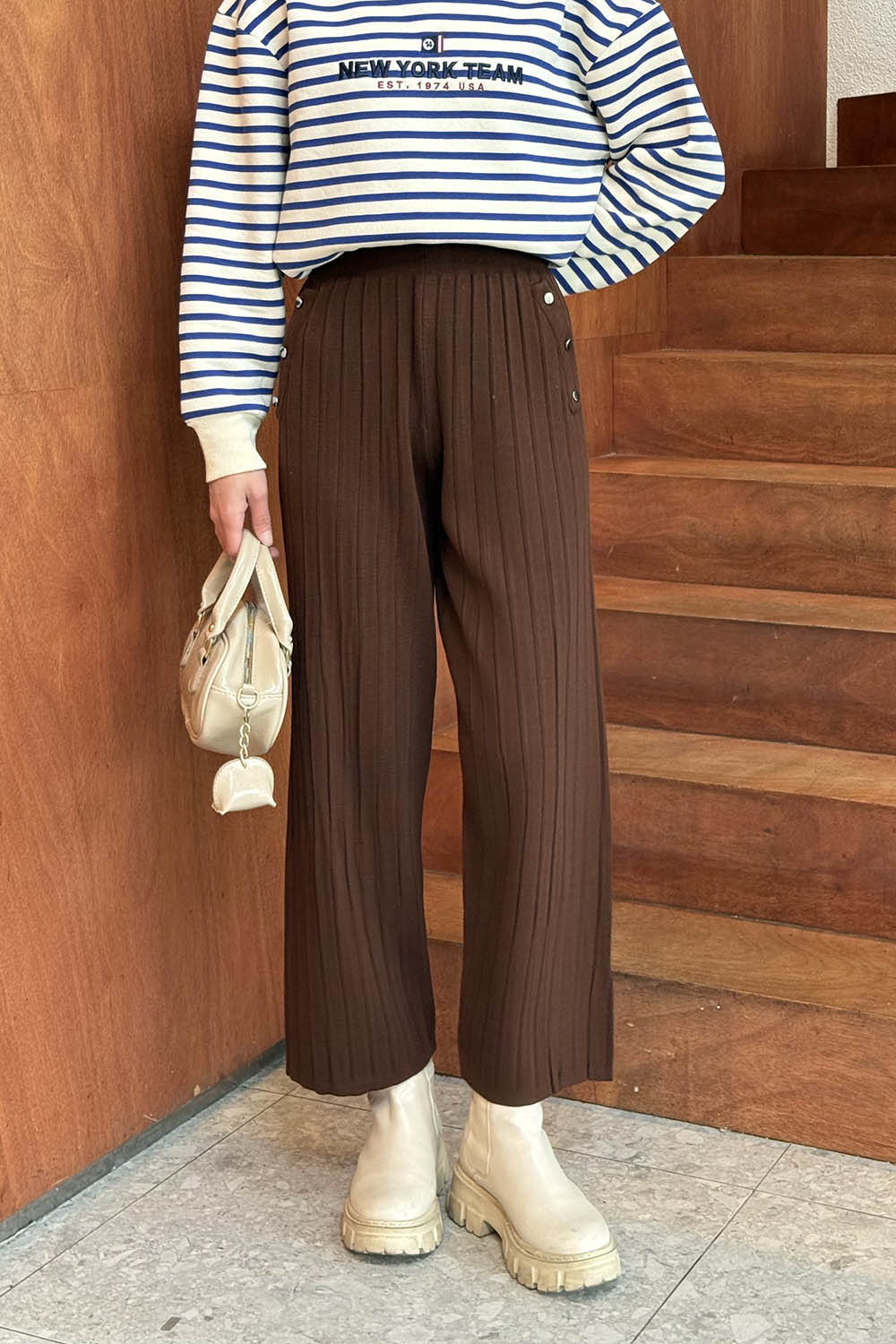 Bitter Brown Acrylic Knitwear Elastic Waist Pants