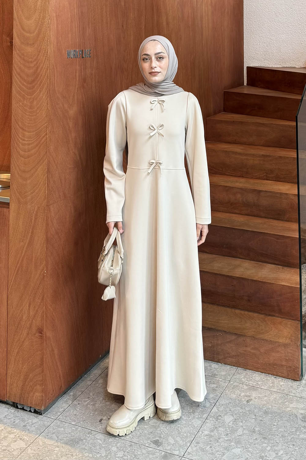 Lamelif Kurdela Detaylı Scuba Elbise Krem