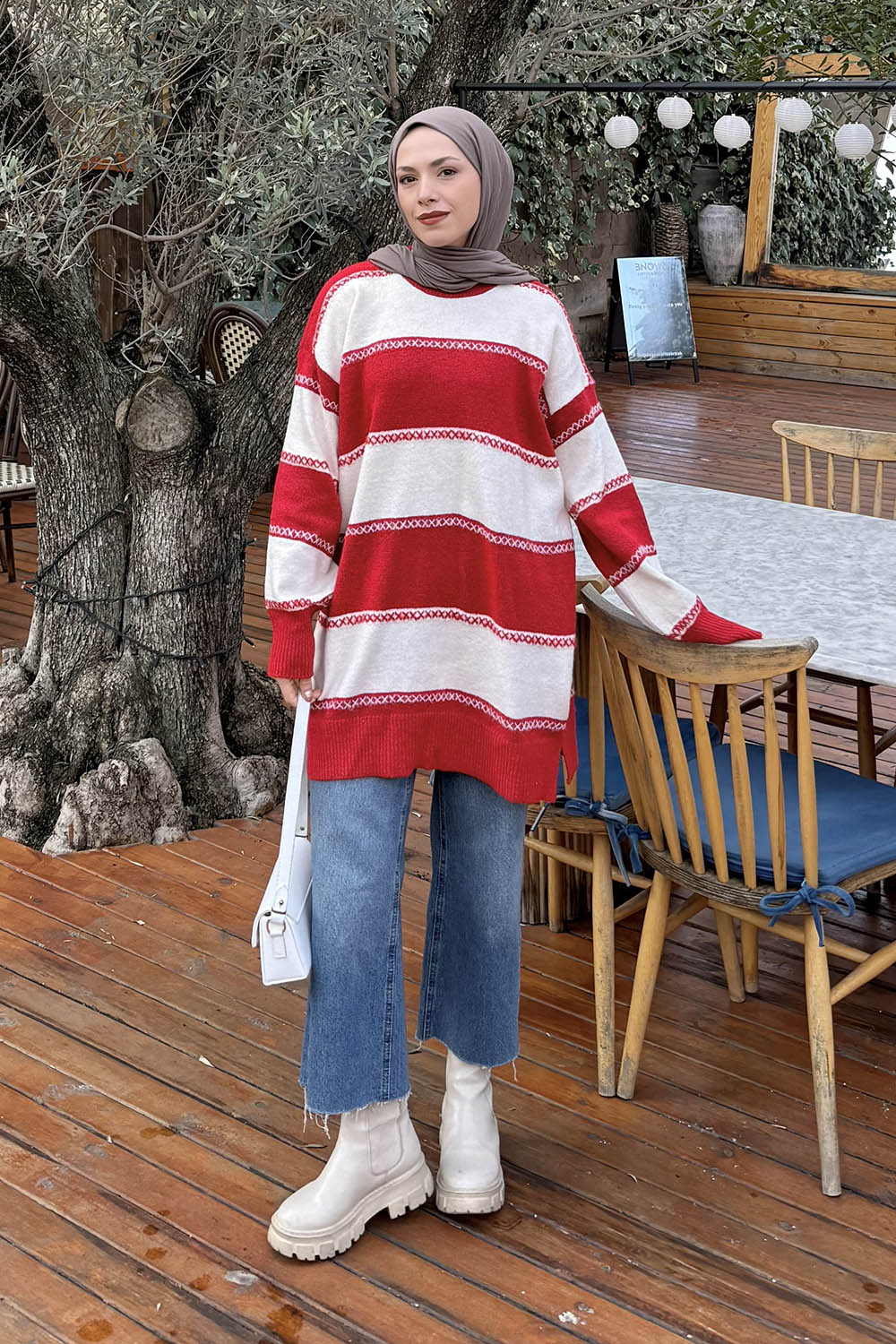 Lamelif Kalın Çizgili Kazak Nar Çiçeği