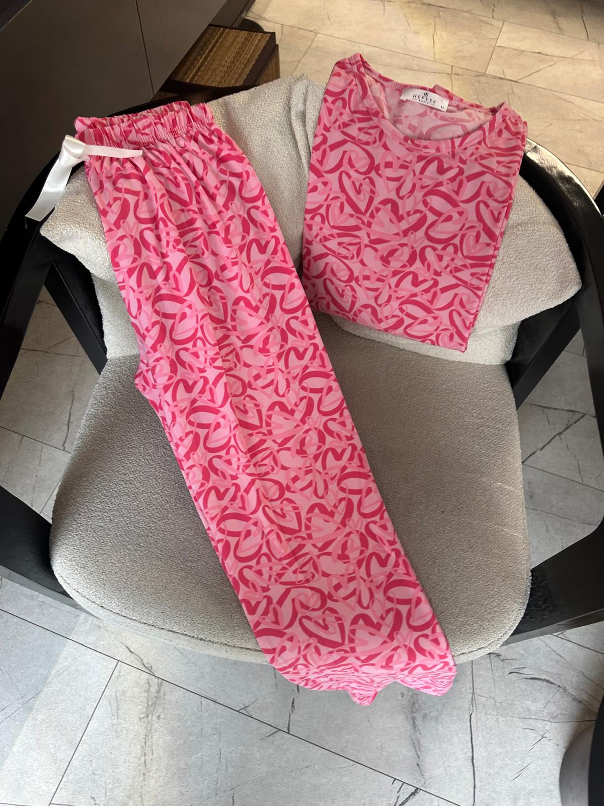 Lamelif Kalp Desenli Pijama Takımı