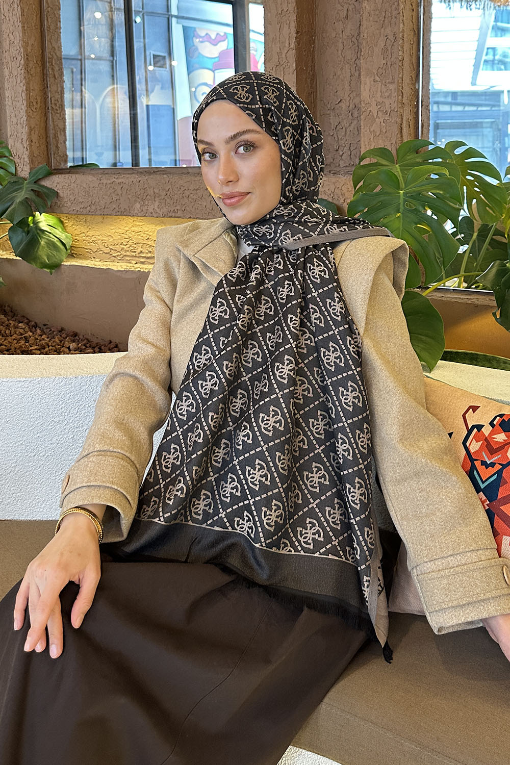 Lamelif Guess Desen Kaşmir Çift Taraflı Şal Vizon Antrasit