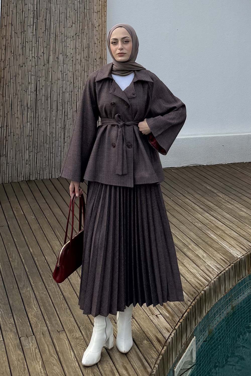 Plum Shirt Collar Long Arm Cotton Elastan Polyester Pleated Suit