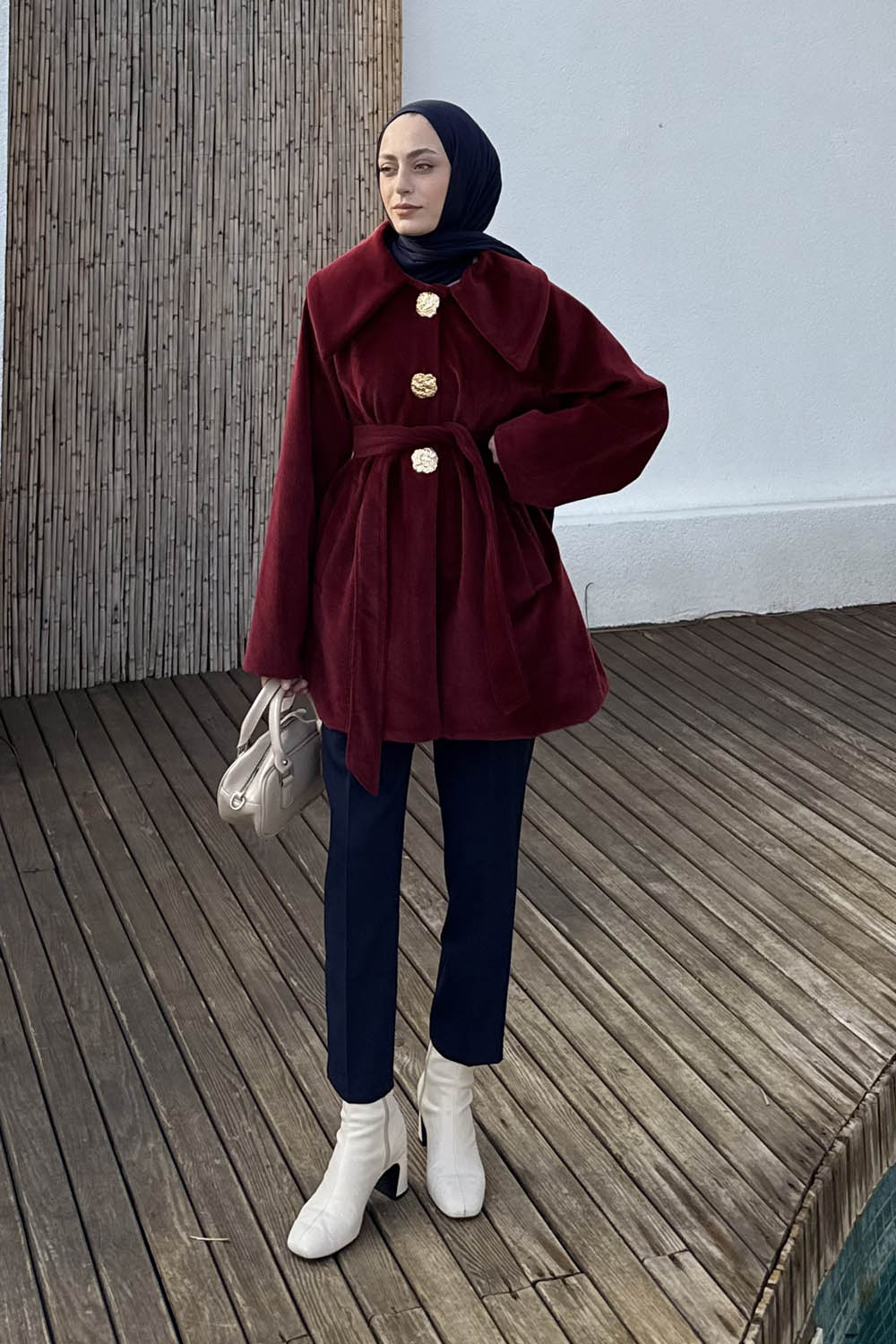 Lamelif Gold Düğmeli Bağlamalı Tesettür Kaban Bordo