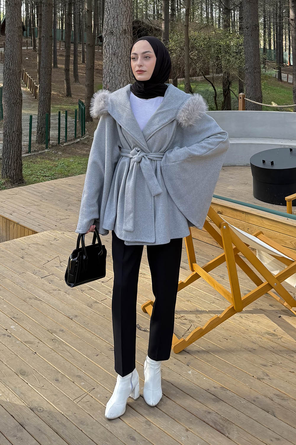 Lamelif Kapüşonlu Panço Gri