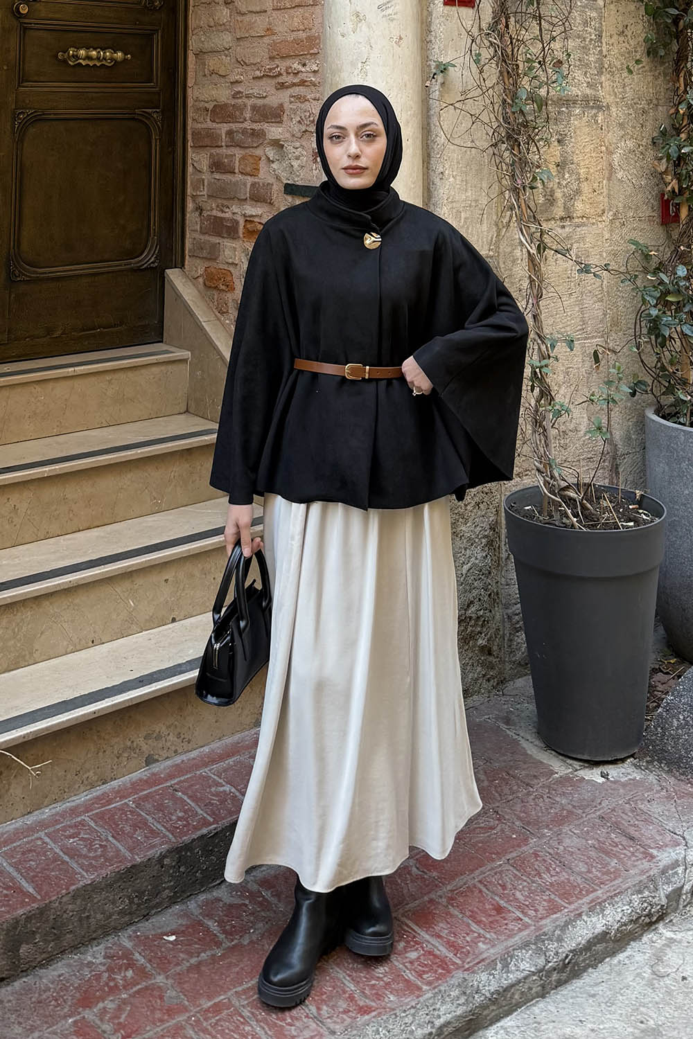 Lamelif Kemerli Tesettür Panço Siyah