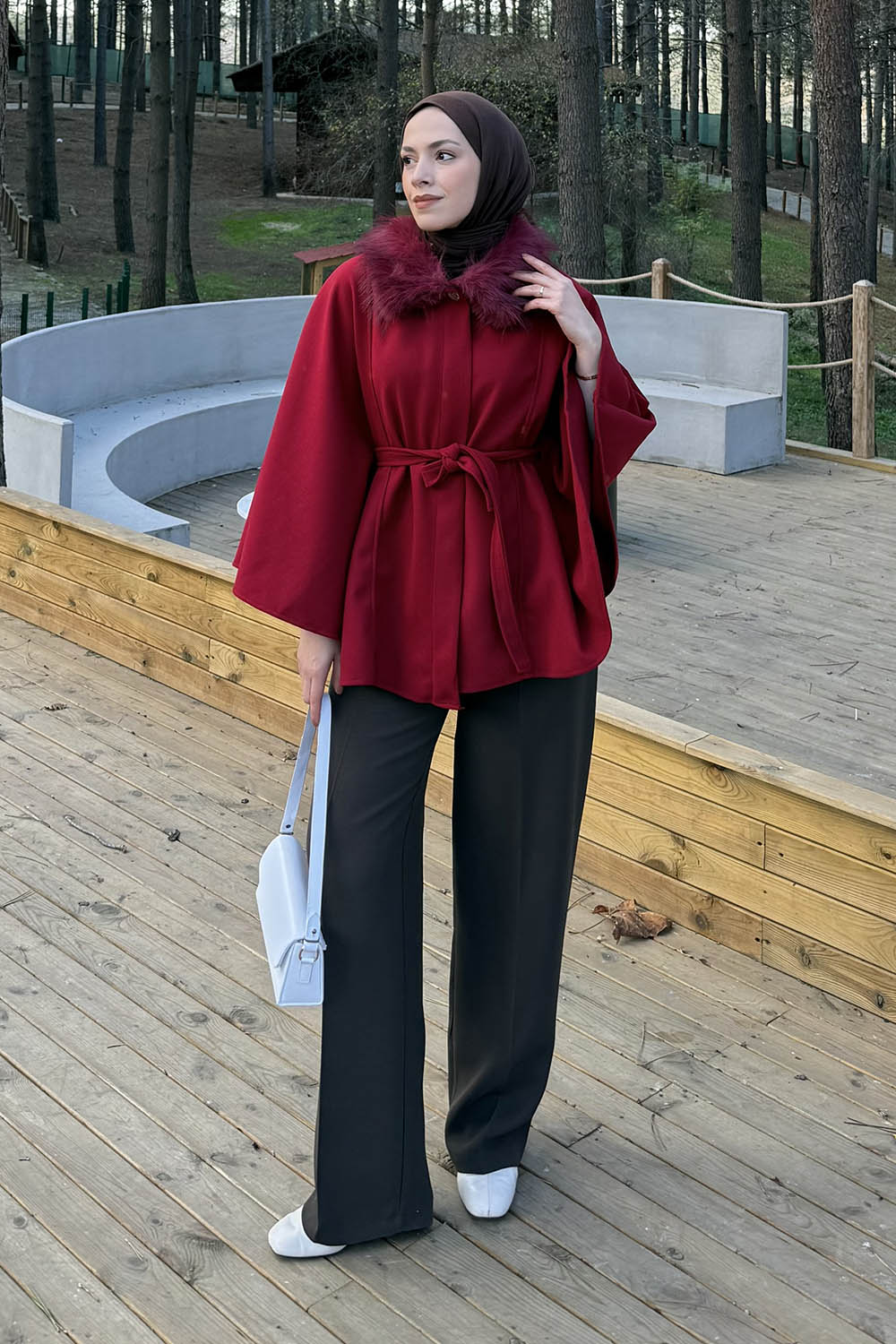 Lamelif Kürk Yakalı Panço Bordo