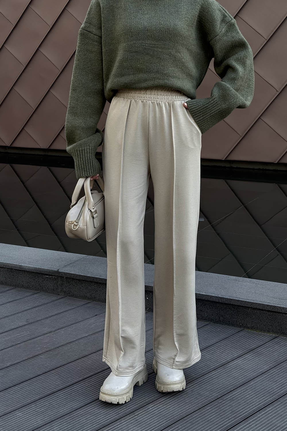 Lamelif Çıma Detaylı Eşofman Altı Taş Rengi