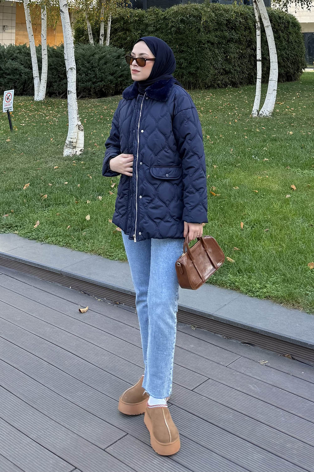 Lamelif Kürk Yaka Şişme Mont Lacivert