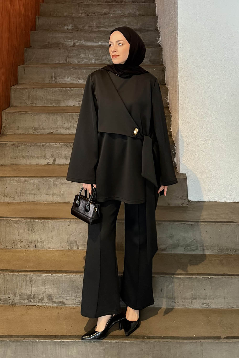 Lamelif Yan Bağlama Detaylı Pantolonlu Takım Siyah